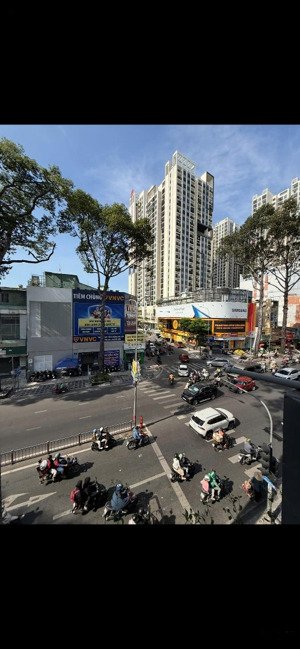 13 tỷ 9 mặt tiền đường 3 tháng 2 phường 11 quận 10 5 lầu