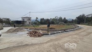 chính chủ cần bán gấp 100m2 full thổ cư, giáp hà nội, khu công nghiệp 360ha chỉ 760tr