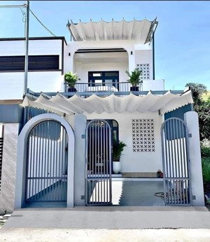 bán nhà riêng 64m2 nằm mặt tiền tạ quang bửu