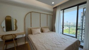 bán căn hộ hưng phúc 2pn 76m2 nhà đẹp 8 tỷ view thoáng mát, sẵn hdt 23tr. lh lan 