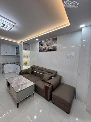 nhà mới nở hậu - 2pn tặng nội thất .