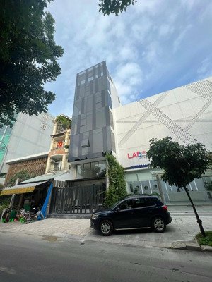 tòa nhà mới mặt tiền ngô thời nhiệm, p. vts, quận 3 dt: 6x18m hầm 7 tầng hđt: 280 tr/th, giá: 70tỷ