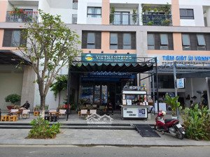 cho thuê shophouse mặt tiền đường a2 vcn phước long 2. giá 20 tr/ tháng