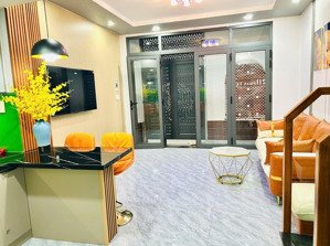 hiếm! sở hữu ngay nhà đẹp trung tâm tp nha trang giá tốt vị trí đắc địa gần cầu hà ra