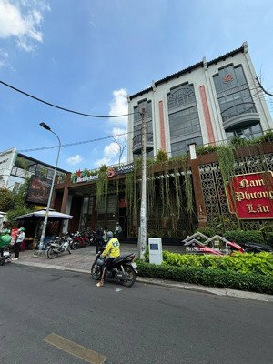 bán nhà mặt tiền 19-19b nguyễn thị diệu phường xuân hòa, dt 21m x 33m _ giá 406 tỷ