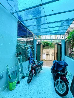 siêu mẫu chân dài 30m - hẻm ô tô thông - ngay công viên phú nhuận