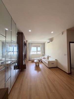 cần bán c/c topaz elite - 547 tạ quang bửu phường 4 quận 8 - đối diện đh sài gòn - ngay tttm