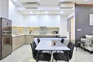 quảng cáo thật - hình thật || 2 phòng ngủ - dt 100m2 - view city - tháp thương mại - giá 13,5 tỷ