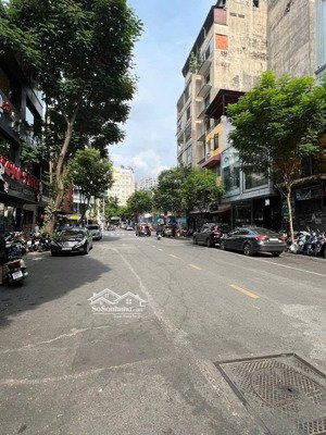 căn góc cực hiếm!mặt tiền đông du q1 giá đầu tư.nợ ngân hàng cần bán gấp!