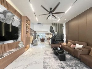 cực phẩm 3 tầng mặt tiền khu biệt thự euro village 1 - giá chỉ 20tỷ 500