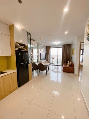 cho thuê căn 2n1wc full đồ nội thất giá 7tr5/th gần vin uni ban công đn