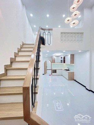 sát bên lotte mart, him lam - hẻm xe hơi - 4x12 - 2 tầng mới tinh - chỉ nhỉnh 5ty