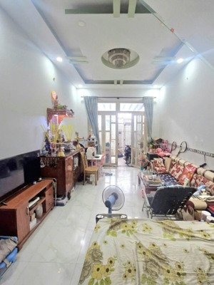 bán nhà riêng ở ngay2 tầng lầu btct tại huỳnh tấn phát, tân thuận tây q7, kcx tân thuận nhỉnh 5 tỷ