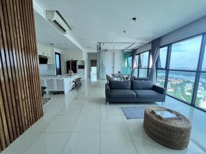 [11.5 tỷ] căn hộ view sông ngay thảo điền q2. chính chủ cần bán. 100m2, 3pn, 2wc, 1kho+lô gia.