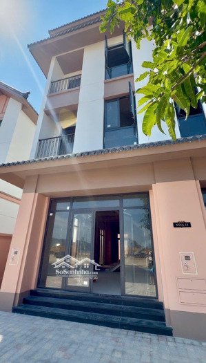 chủ bán căn xẻ khe khu đô thị biển vinhomes peal bay cách bãi tắm 50 m ngang 6,5 m giá 15 tỷ 160