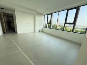 3tỷ4 50m2/1pn căn góc 2 mặt full kính view hồ view phú mỹ hưng