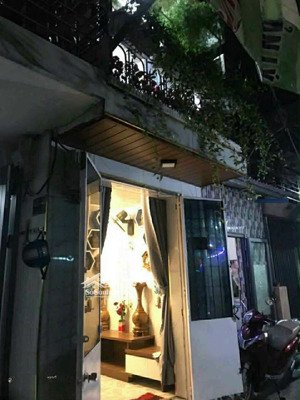 cực hiếm - nhà đẹp trung tâm đà nẵng - giá chỉ 1,69 tỷ - sát mặt tiền đường - gần biển - sổ nở hậu