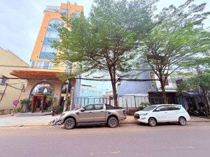 bán lô trần duy chiến 327m2 sát vương thừa vũ