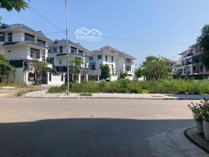 đất phố đỗ chính gần công viên hồ phương lưu, đông khê (e130) lh 