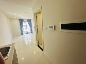 chuyển nhượng căn hộ officetel tầng 10 view đẹp dự án lavida plus