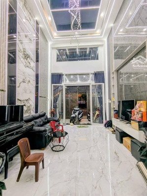 bán nhà 5,5 tầng mặt tiền nguyễn văn khối khu sầm uất