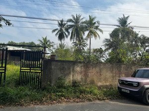 hàng ngộp. siêu rẻ. mt đường số 1. long phước. quận 9.