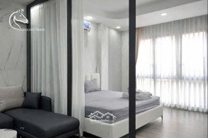 cho thuê căn hộ 1pn - ban công - thang máy - máy giặt riêng - ngay công viên lê văn tám q3, kế q1