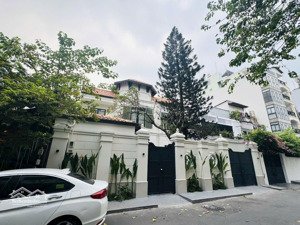 bán biệt thự 367m2 đường trần khánh dư phường tân định quận 1, giá chỉ 185 tỷ thương lượng