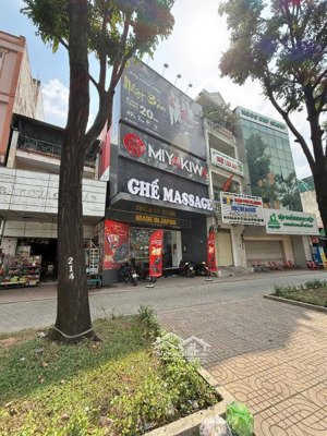 bán nhà siêu khan hiếm mặt tiền ngay big c - quận 10 - (6x20m) - 4 tầng - hđt: 250tr/th - 57 tỷ