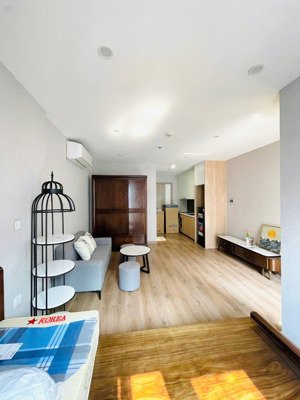 cho thuê studio toà imperia vinsmart