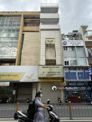 chính chủ cho thuê nhà mặt tiền 228 hai bà trưng, p. tân định, q1, 4.8x18m, trệt 6 lầu, 