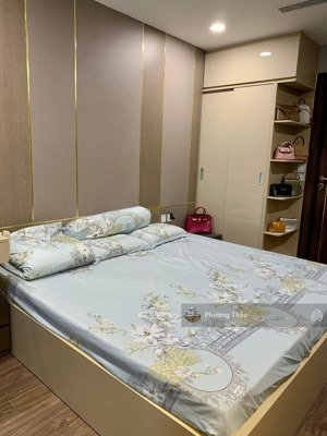 bán căn hộ florita 103m2 giá: 7.2 tỷ liên hệ: phương thảo