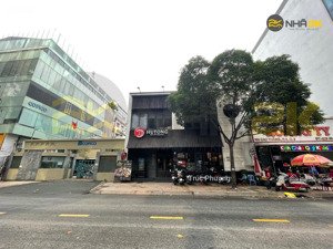 rẻ nhất cung đường, mt ung văn khiêm, bình thạnh, 266m2(8x33m), xd: h + 7 tầng, giá 49 tỷ(184tr/m2)