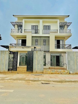 siêu phẩm biệt thự đơn lập mặt sông duy nhất sát hà nội cơ hội đầu tư và an cư đẳng cấp