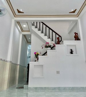 nhà 2 tầng, mặt tiền đ. nguyễn khánh toàn - p. bắc nha trang - dt: 58,6m2 giá 6,9 tỷ