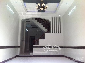 - biệt thự phạm thị tánh, p chánh hưng . 3 lầu . giá 27. 5 tỷ