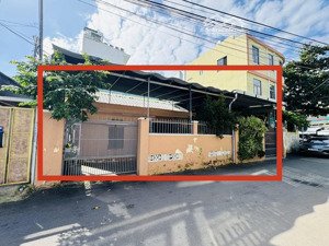 bán nhà cấp 4 kề lô góc ngay trung tâm thành phố, mặt tiền hơn 13m kinh doanh, mặt tiền đường