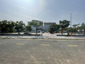 mặt tiền hoàng trọng mậu view công viên, gần nguyễn khắc viện, sơn thuỷ.