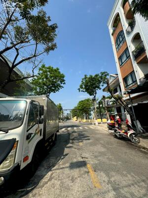 *Bán nhà đường Trương Quyền (7m5), gần Phạm Vấn, dt 66m2, giá 8,5 Tỷ