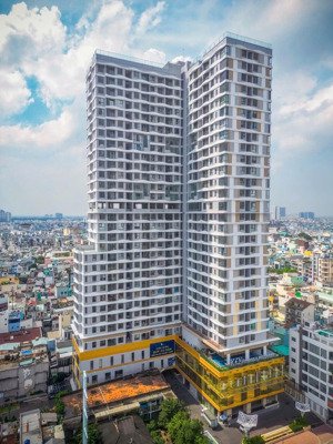 chính chủ cho thuê căn 2pn d-homme full nội thất 18tr