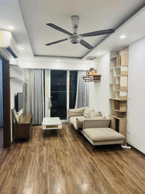 chủ nhà cần thanh khoản nhanh căn hộ 2pn ban công đông nam full nội thất toà gemek 2 an khánh