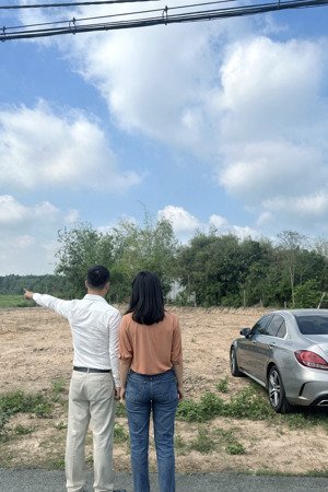 mặt tiền cây trôm thái mỹ - củ chi vào 200m đụng đất dt khủng từ 670m2 đến 1055m2 có 300m2 thổ