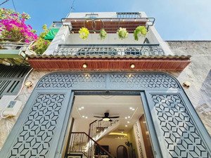 bán đẹp ban công thoáng - hòa bình - thủ đức - 3,3 tỷ 43m² 3pn hẻm xe hơi 5m đậu cửa - shr