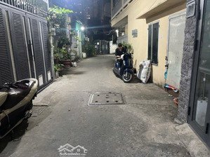 gần mặt tiền đường nguyễn xí, lô góc 3 mặt thoáng, nhà diện tích lớn 72m2, 2 tầng, 7,9 tỉ tl