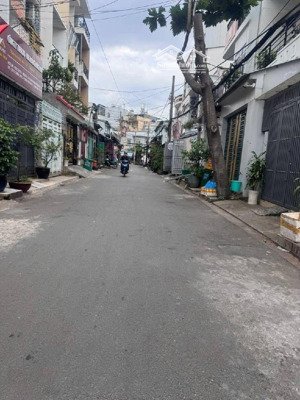 nhà mới đẹp 4 tầng khu tên lửa diện tích khủng 98m2 oto đỗ cửa nhỉnh 7 tỷ