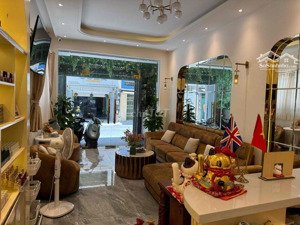 bán nhà mặt tiền đào duy từ p.7 q.10 dt: 4x18m nở hậu 4.5m 5 lầu giá: 29 tỷ tl