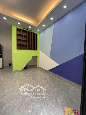 4,25 tỷ căn góc 2 mt hẻm không lộ giới shr hoàn công đủ , hẻm đẹp an ninh 5x7