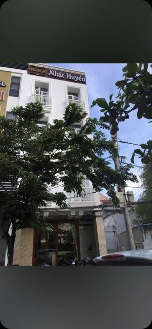 bán khách sạn mỹ khê 3. đối diện trung tâm tài chính