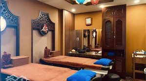 chính chủ bán gấp nhà 5 tầng, mặt tiền hoàng sa, view trực diện biển