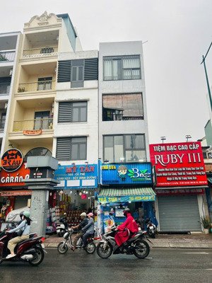 bán nhà mặt tiền đường nguyễn văn nghi, p5, gò vấp (phường an nhơn mới). 8,2 tỷ, hh1% gửi mg